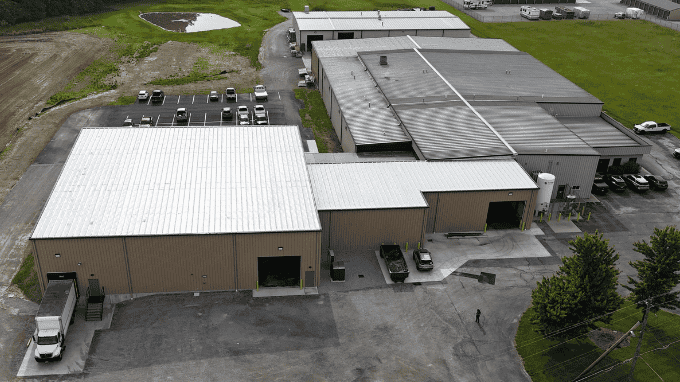 The Harris Welding Expansion consisted of multiple metal buildings to expand manufacturing and storage capacities. Harris Welding is located in Ashland, Ohio.