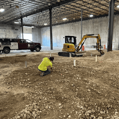 Simonson excavation team performs interior demolition at a food manufacturing facility in Shelby, Ohio.